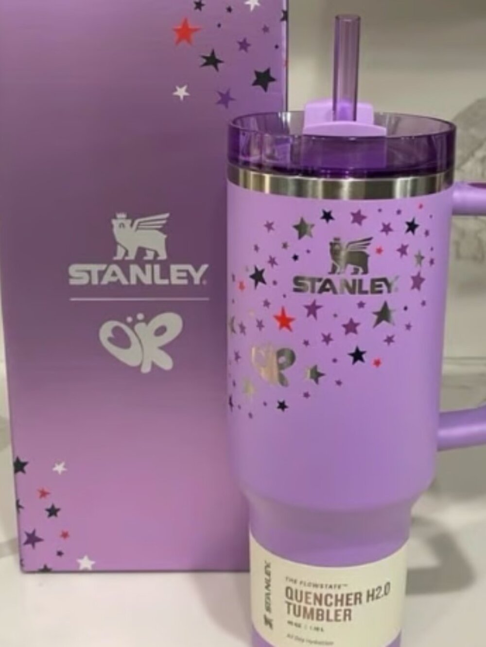 Stanley x Olivia Rodrigo Flowstate Quencher 40oz Tumbler- Limited Edition